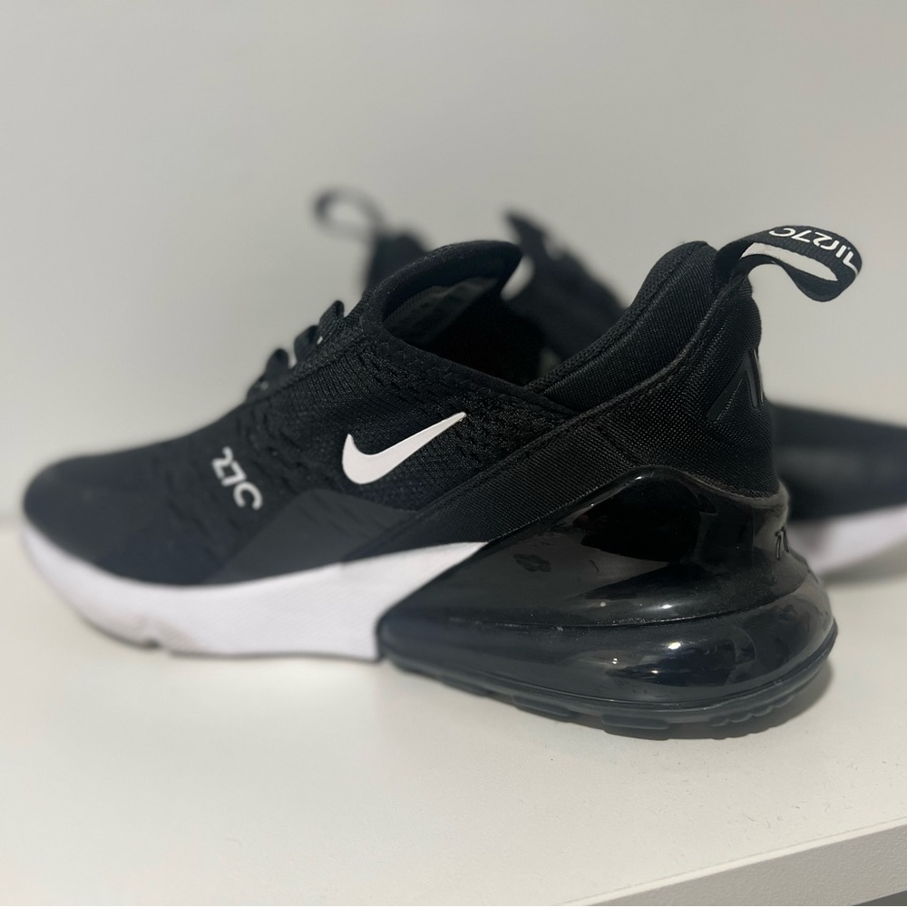 Nike Air Max 270 Size 6.5